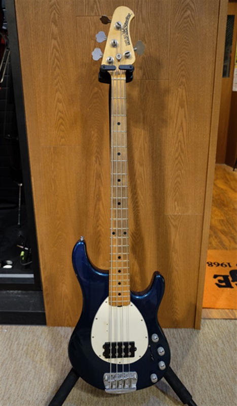 MUSICMAN Sterling 4 H Blue Pearl/M'99の画像